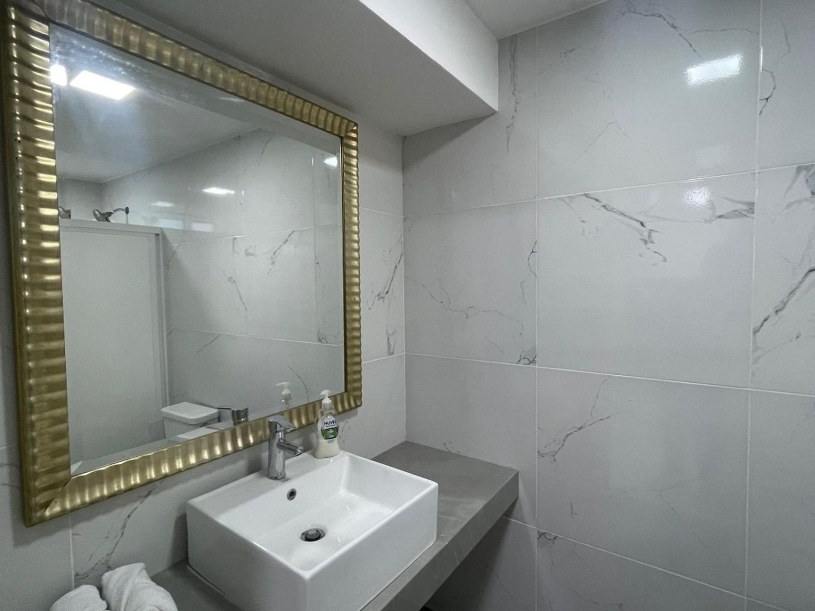 Guest House Stone Wall Residences كانكون المظهر الخارجي الصورة
